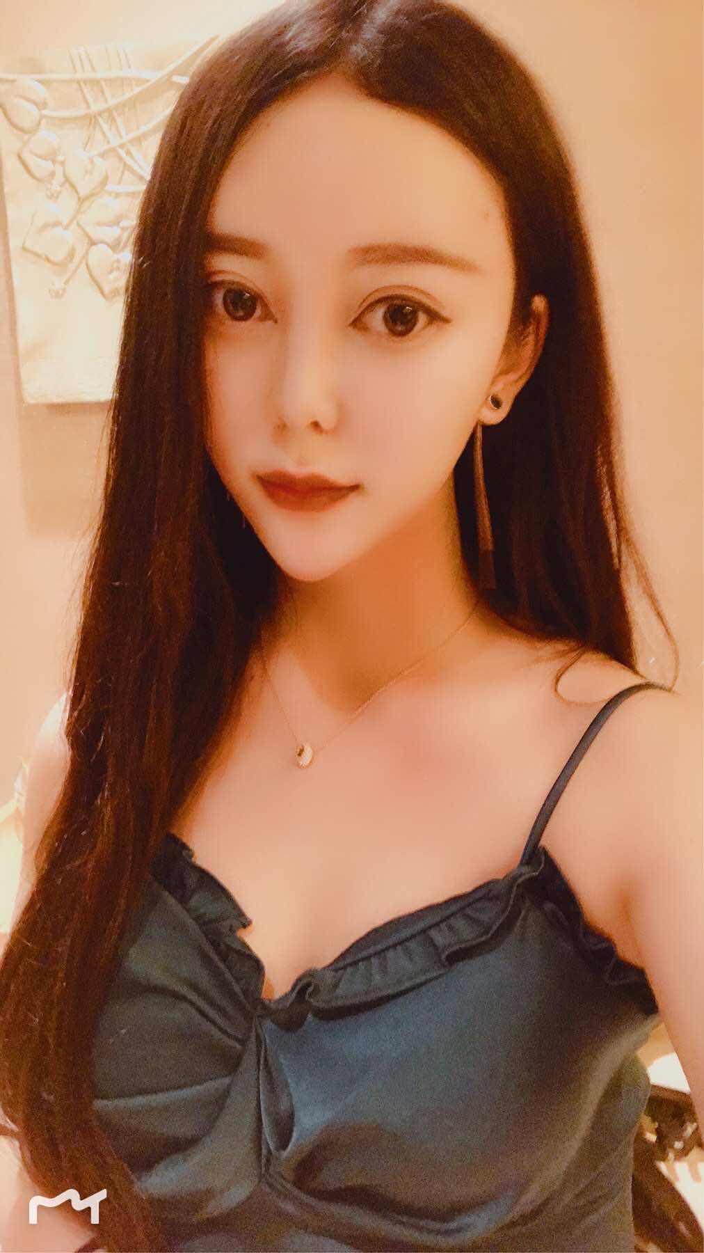 2020年10月30天河美甲店老板潇雅